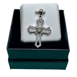 🆕 Cross Moissanite Sterling Pendant and 1.5 ctwt. 🎊HOST PICK🎊